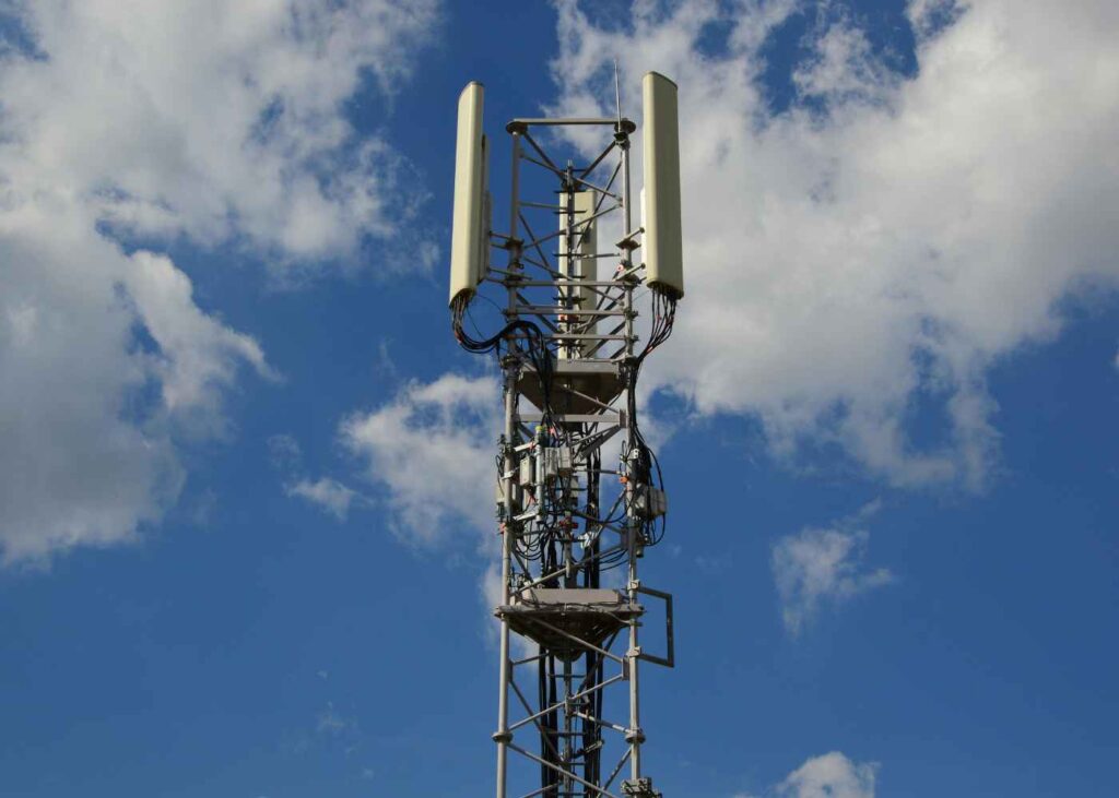 Why Reliable Antenna Testing Is Essential for mmWave and Sub-THz Frequencies